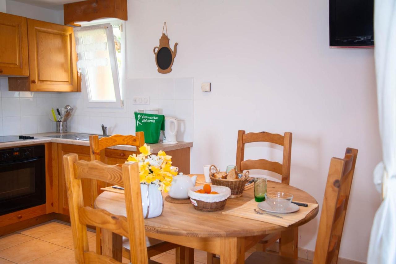 Village De Gites Les Chalets De L'Aubrac Aumont-Aubrac Zewnętrze zdjęcie